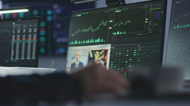 ETF fondovi za građane Srbije: Gde ih kupiti i koliko koštaju?