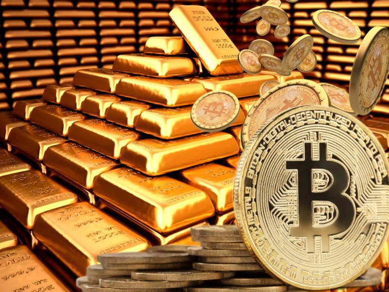 prikaz zlatnih poluga i kripto novčića