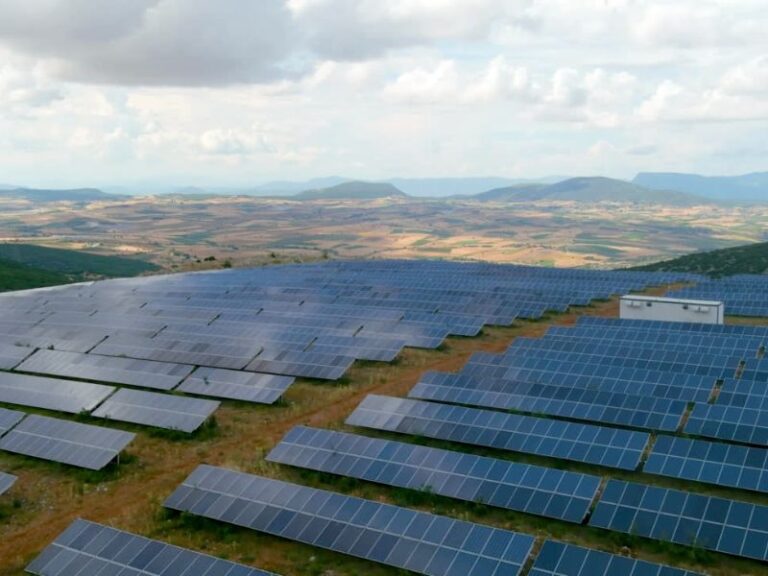 Solarne elektrane u Srbiji – istorija, statistika i budućnost